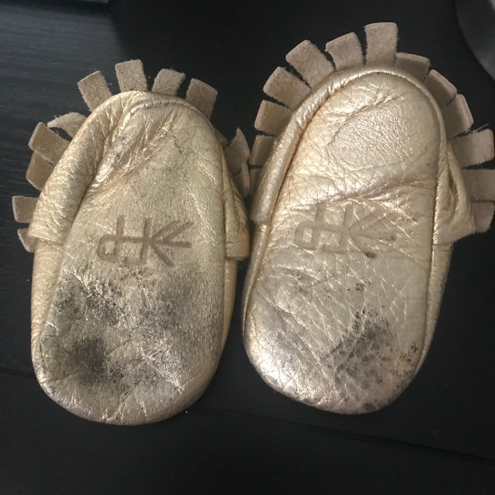 Freshly Picked baby Moccasins size 2